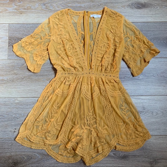 Vici Other - Vici Honey Punch Lace Romper